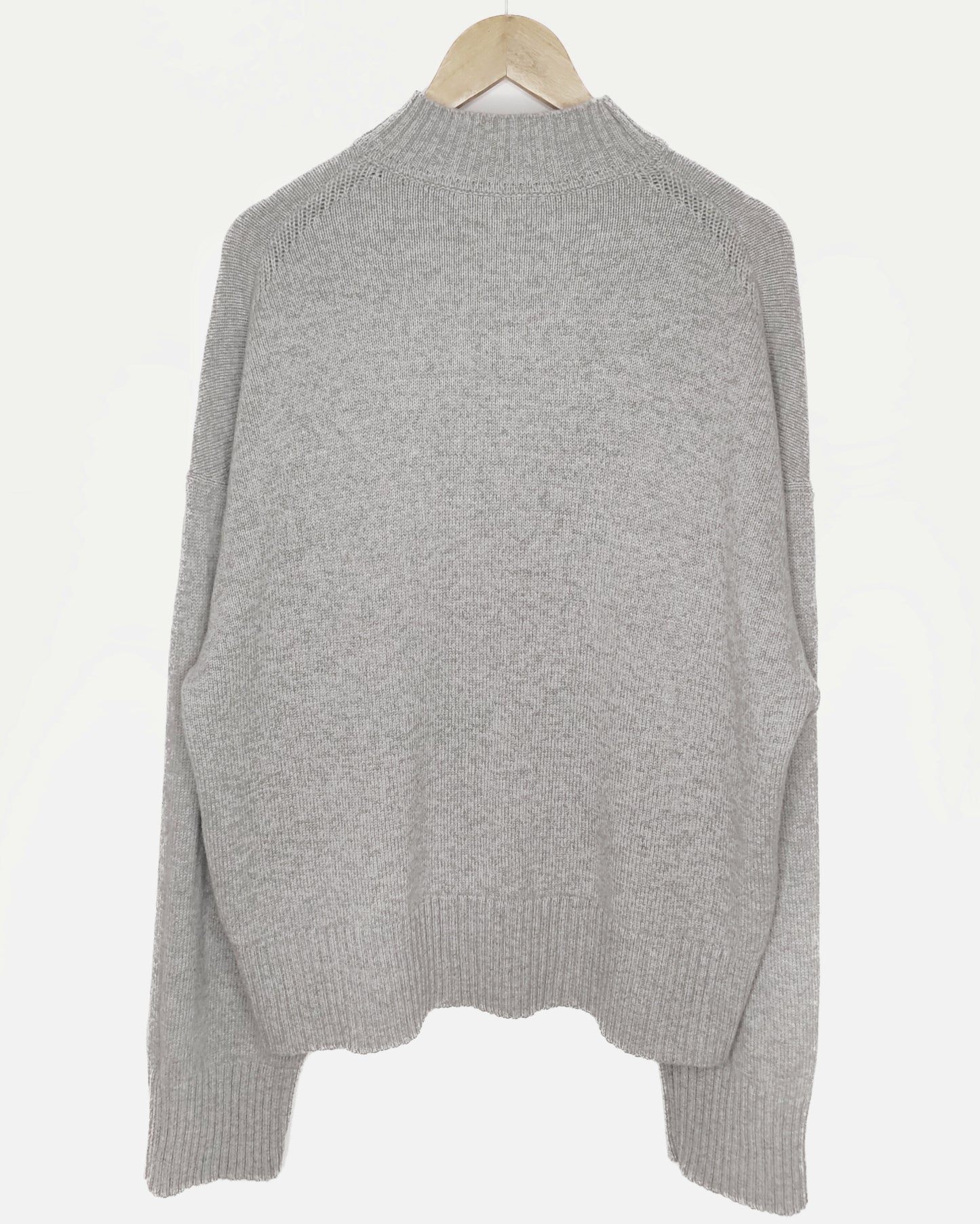 Sweater no.07 cold grey